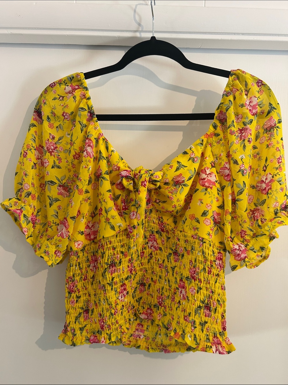 Yellow Floral Tie-Front Smocked Crop Top Size L